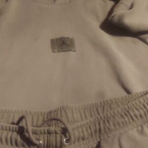 Jordan Men's Money Green Sweatsuit